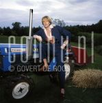 10-09-2002 Adam Curry at home in Rijkevorsel, Belgium. September 10, 2002.

[keywords]Posed, Tractor[/keywords]